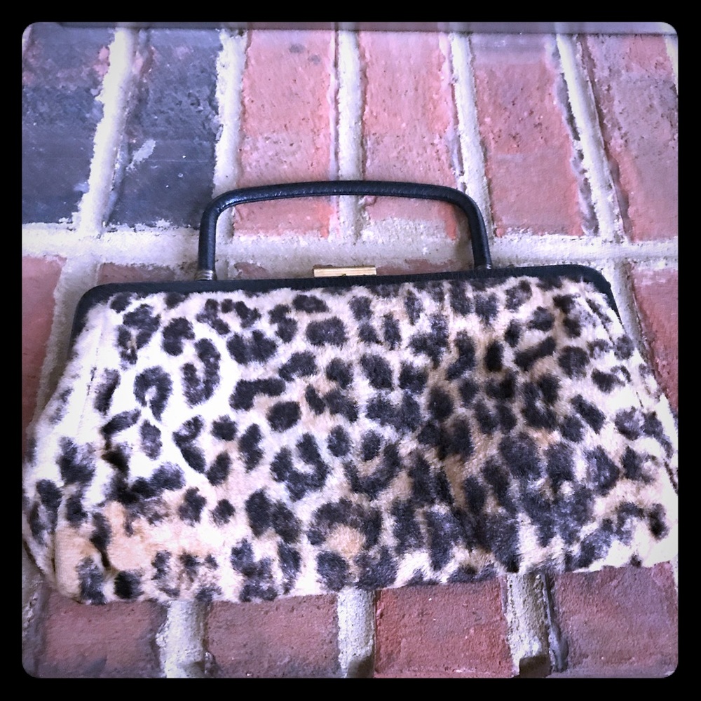 Vintage 1960’s Faux Fur Leopard Purse